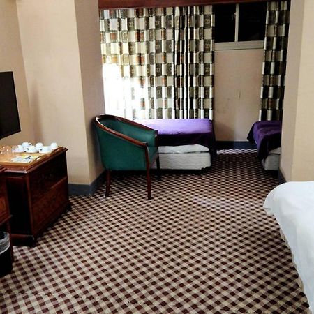 Duke Business Hotel Таоюань Экстерьер фото