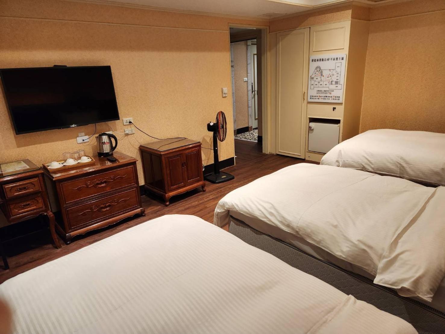 Duke Business Hotel Таоюань Экстерьер фото